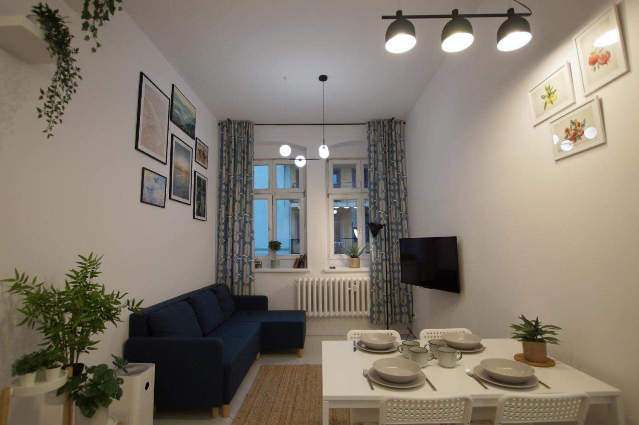 Plac Ratuszowy 50 - Old Town - 2 Sypialnie I Salon เยเลเนียกูรา ภายนอก รูปภาพ